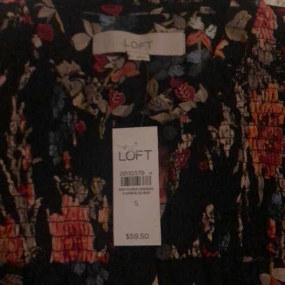 Loft pattern blouse - Picture 2 of 3